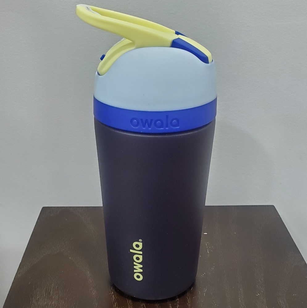 Owala Kids Flip Stainless Steel Bottle / 14oz / Color: Blue